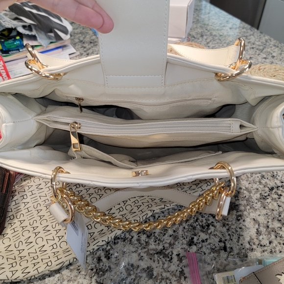 COPY - NWT Large Shoulder Boutique Quilted Vegan Hand Bag & Wallet - Picture 5 of 16